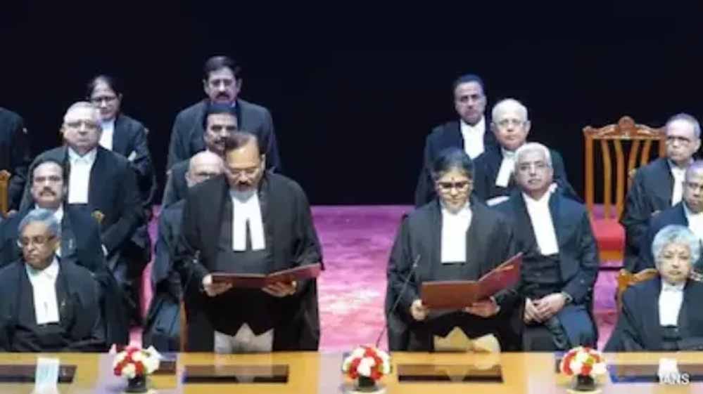 SC को मिले तीन नए जज, ईश्वर के नाम पर ली शपथ; सुप्रीम कोर्ट में महिलाओं की संख्या सिर्फ 3