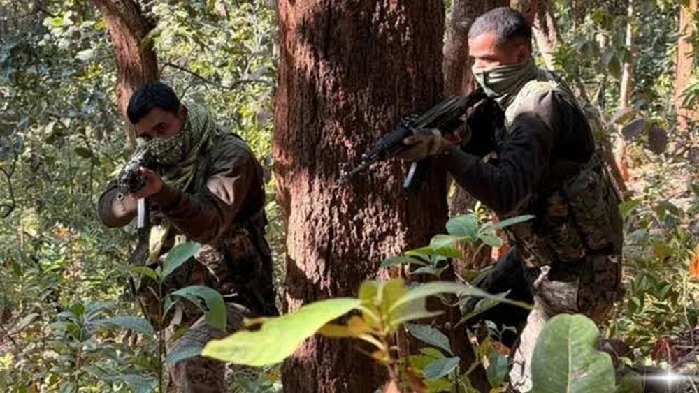 झारखंड में माओवाद पर शिकंजे के बीच 9 वांछित माओवादी फरार, बंगाल समेत दूसरे राज्यों में छिपने की आशंका