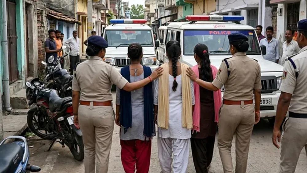 10 साल पहले लापता लड़की जयपुर से मिली, आधार कार्ड से खुला राज; पुलिस ने 4 लड़कियों को बचाया