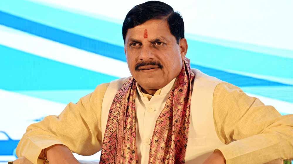 CM मोहन यादव ने राहुल गांधी को दी नसीहत, बोले- कांग्रेस को कमजोर होने पर आत्ममंथन करना चाहिए