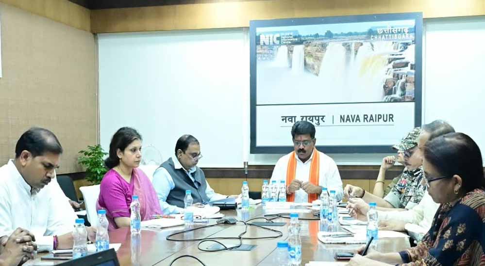 पुनर्वासितों को भूमि, आवास, रोजगार और शासन की सभी सुविधाओं का लाभ दिलाना सुनिश्चित करें – उप मुख्यमंत्री शर्मा