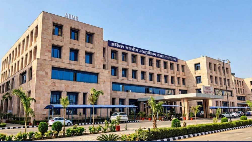 ब्रेन-डेड मरीज के अंगदान ने बचाईं 3 जिंदगियां, AIIMS भोपाल में सफल हुआ 30वां किडनी ट्रांसप्लांट