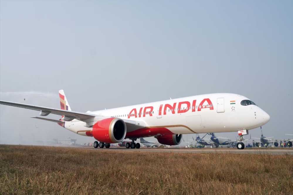Air India Flight में हाईजैक सिग्नल से मचा हड़कंप, जयपुर में इमरजेंसी लैंडिंग के बाद जांच शुरू