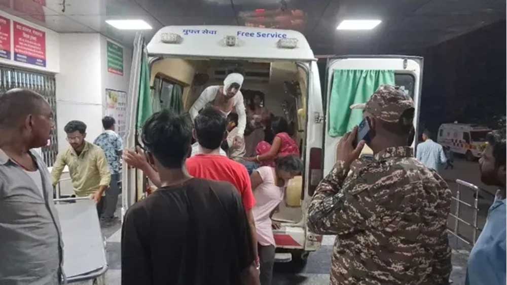 बिहार के गोपालगंज में दर्दनाक हादसा, गैस लीक के बाद आग की चपेट में आए 25 लोग