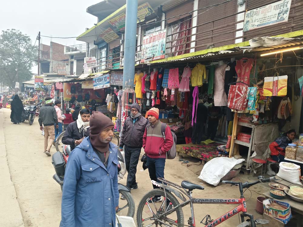 बस्तर में सुबह-शाम ठंड का असर, गर्म कपड़ों की बढ़ेगी मांग