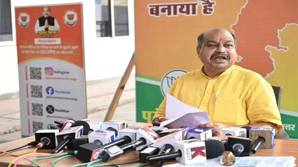कांग्रेस की दिल्ली बैठक में SIR के विरोध पर पुरंदर मिश्रा का निशाना, बोले- बार-बार आपत्ति क्यों?