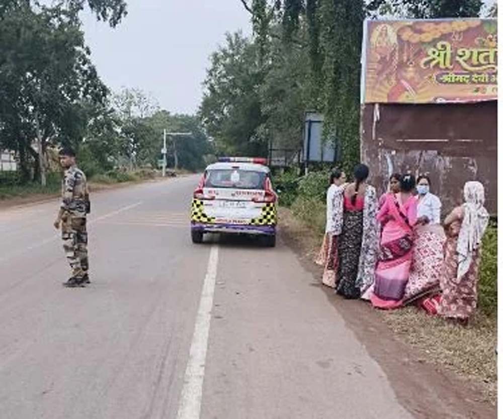 छत्तीसगढ़ में सड़क किनारे गूंजी किलकारी, महिला की डिलीवरी में पेट्रोलिंग टीम ने निभाई अहम भूमिका