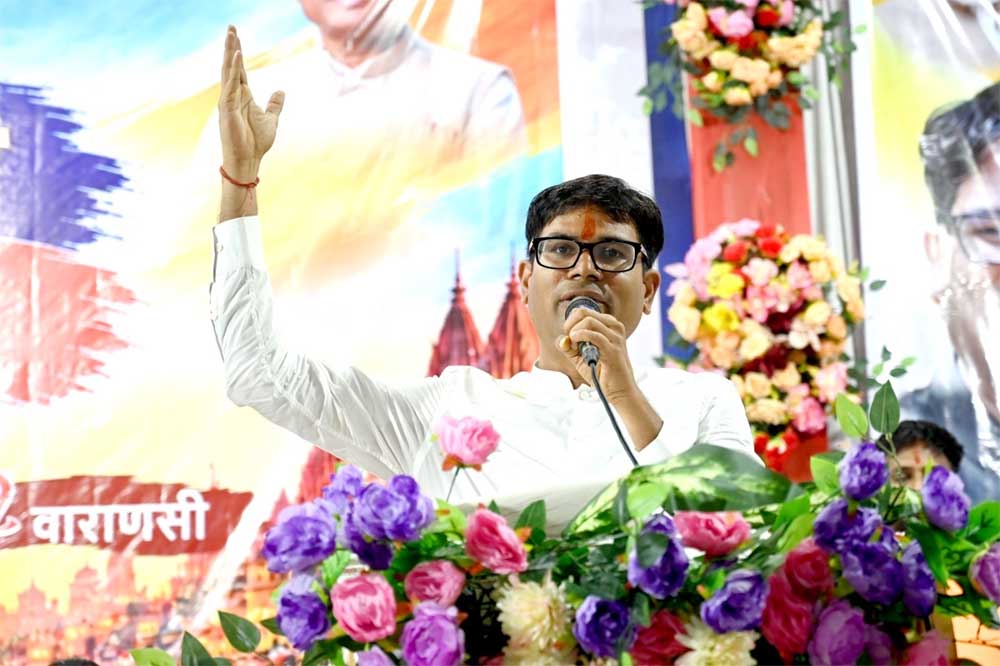 वित्त मंत्री एवं जांजगीर जिले के प्रभारी मंत्री  ओ.पी. चौधरी बाइक रैली में हुए शामिल, युवाओं का बढ़ाया उत्साह