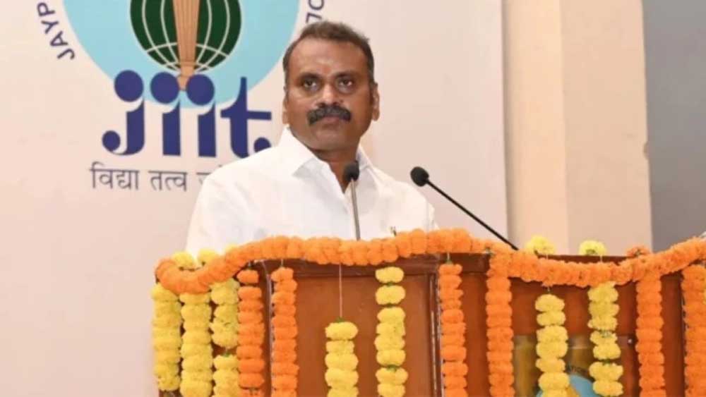 मध्य प्रदेश की खाली राज्यसभा सीट पर बीजेपी की नजर, किसी बाहरी दिग्गज नेता को मिल सकता है मौका