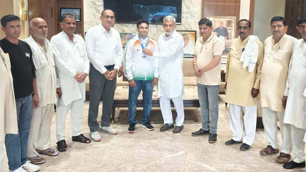 एथेंस ओलिंपिक में संदीप कड़वासरा का कमाल, 60 KG भार वर्ग में जीता रजत पदक