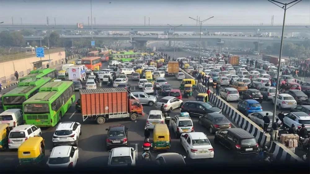 दिल्ली-NCR में प्रदूषण पर लगाम की तैयारी, हरियाणा में 17.5 लाख वाहनों पर प्रतिबंध