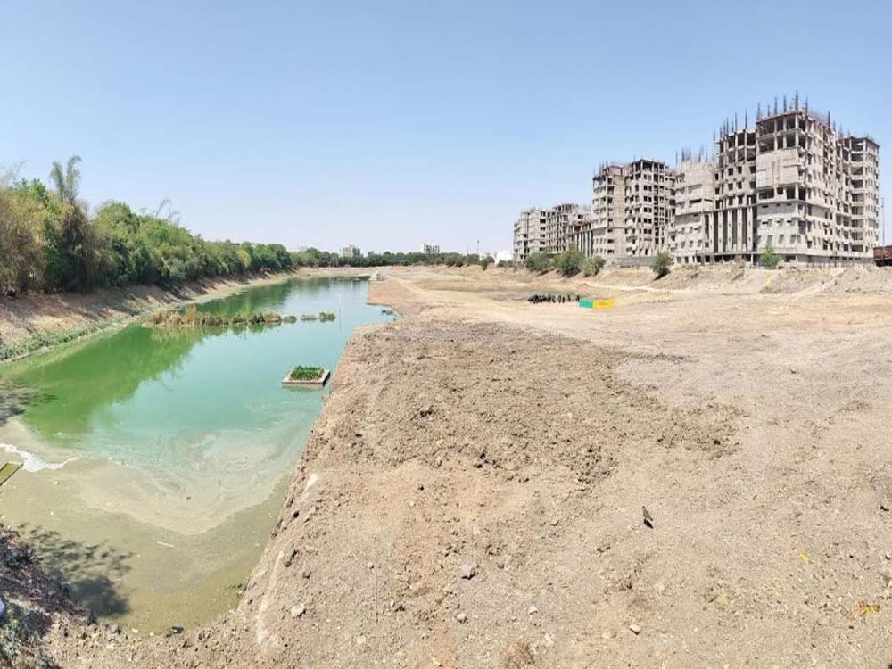 इंदौर में पानी की किल्लत के आसार, सूखे तालाबों के बीच बोरिंग भी हांफने लगे