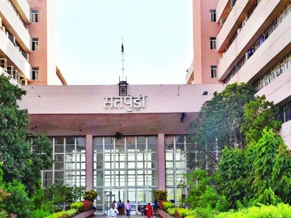भोपाल के सतपुड़ा भवन में चोरों का आतंक, NIC ऑफिस के 20 AC के तार चोरी