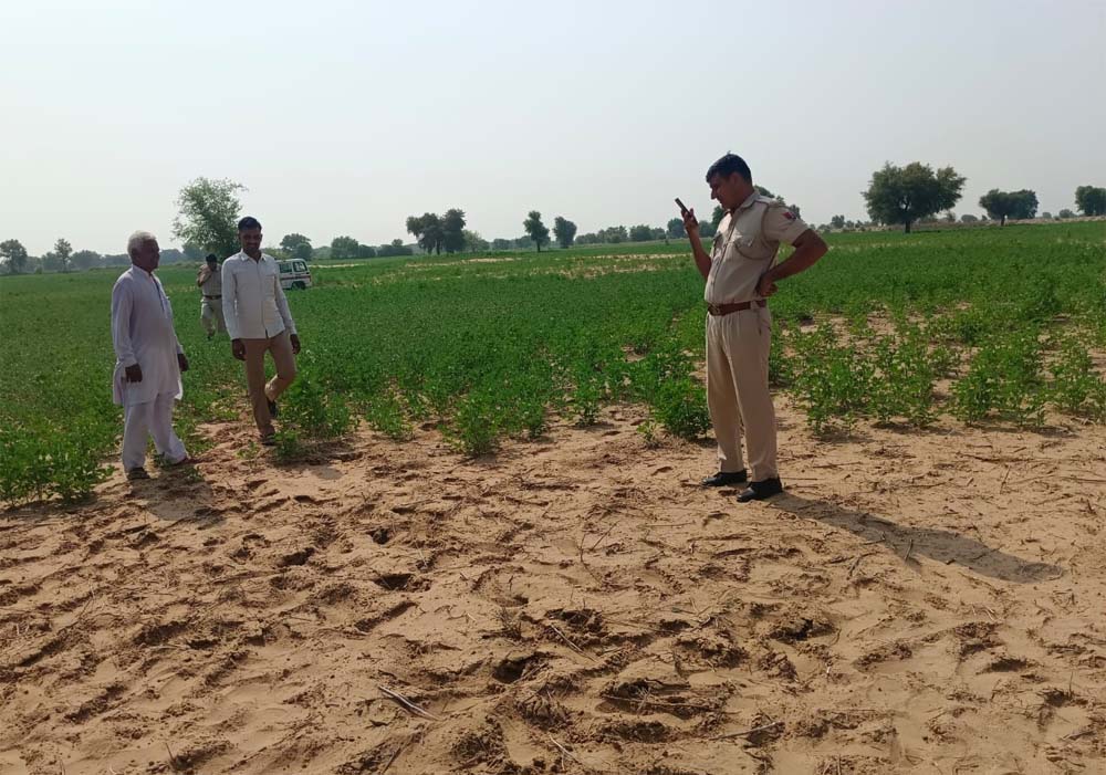 MP Crime: सतना में किसान पर जानलेवा हमला, गला रेतकर लूटे जेवर, हमले में पांच लोग गंभीर