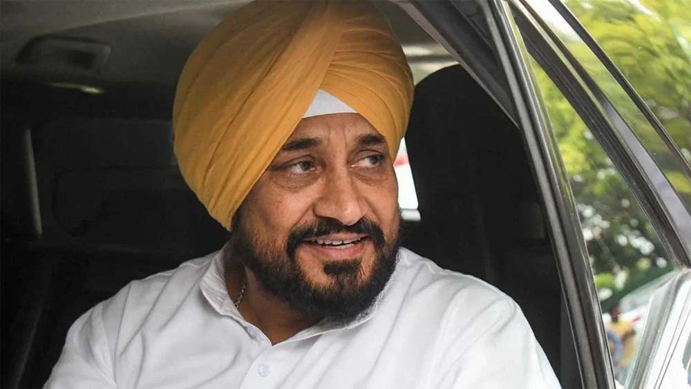 पंजाब चुनाव से पहले कांग्रेस का बड़ा दांव, पूर्व CM चन्नी संभालेंगे कमान, राहुल गांधी करेंगे नेतृत्व