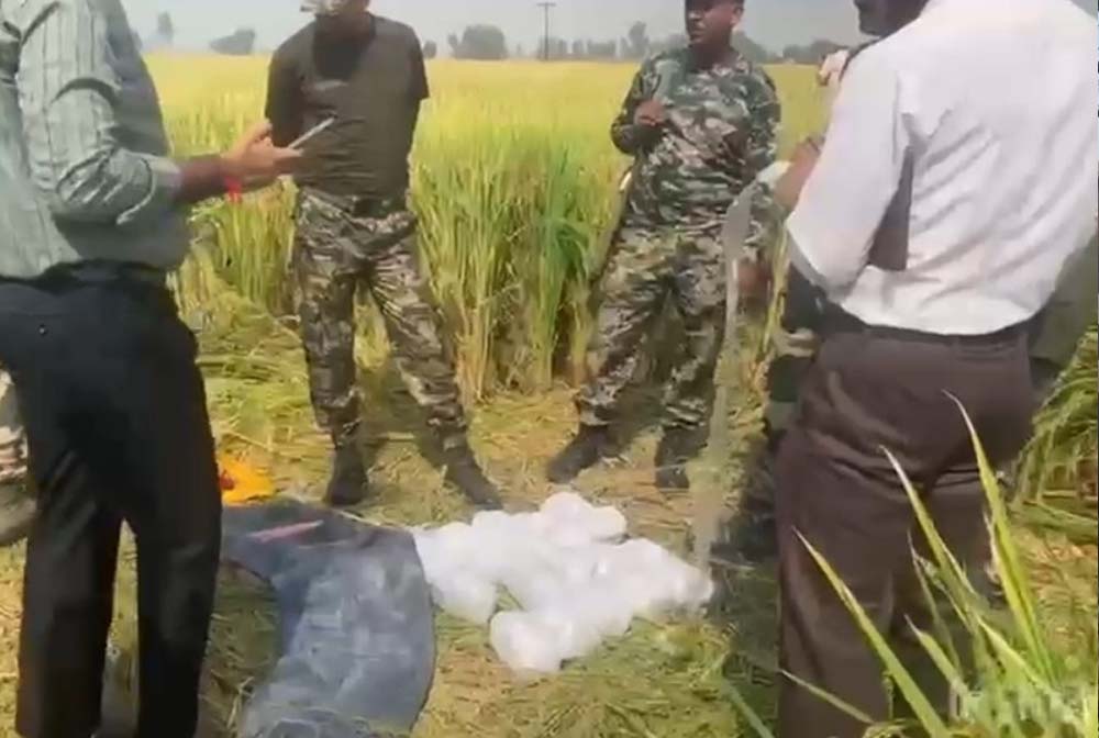 ड्रोन मूवमेंट के बाद BSF को मिली कामयाबी, फिरोजपुर बॉर्डर पर पकड़ी करोड़ों की हेरोइन