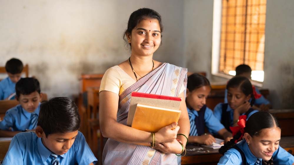 CG Teacher Recruitment 2026: दिव्यांग उम्मीदवारों के लिए बड़ी राहत, शिक्षक भर्ती के नियमों में संशोधन