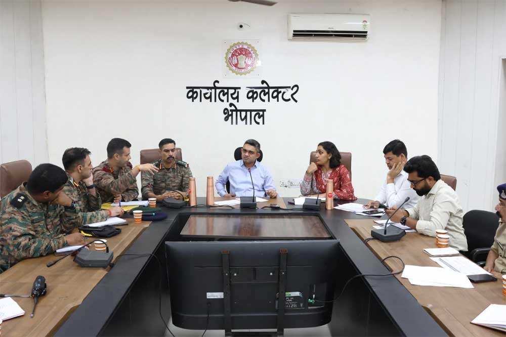 भोपाल में 15 जनवरी को आयोजित होगी ‘आर्मी डे परेड’, कलेक्टर प्रियंक मिश्रा ने ली अंतर-विभागीय समन्वय बैठक
