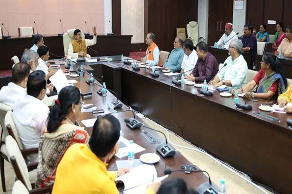 श्रमिकों और कर्मचारियों के प्रतिनिधियों से मिले CM यादव