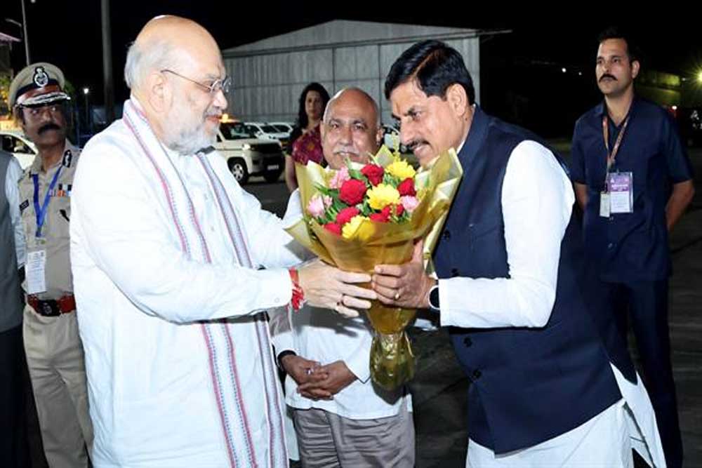 मुख्यमंत्री डॉ. यादव ने केंद्रीय गृह मंत्री  शाह को दी भावभीनी विदाई