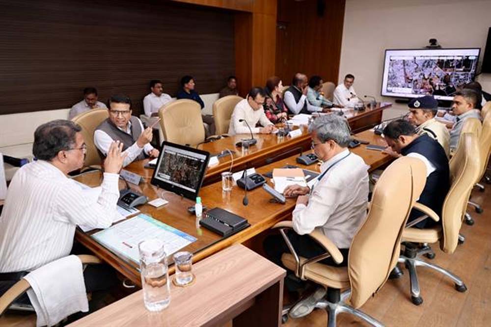 मुख्य सचिव बर्णवाल ने की आर्मी डे परेड की तैयारियों की समीक्षा