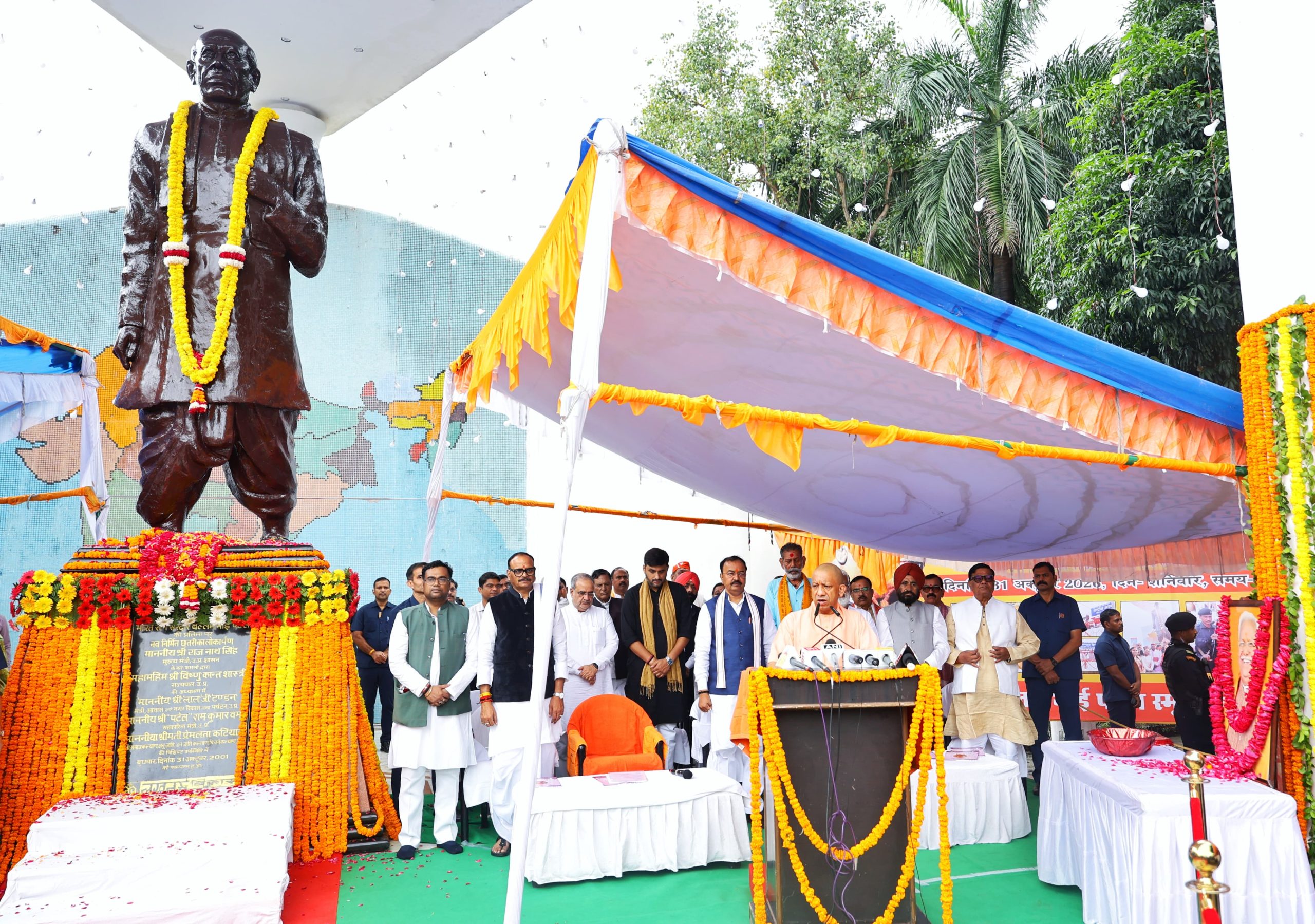 मुख्यमंत्री ने आधुनिक भारत के शिल्पकार, ‘लौह पुरुष’, ‘भारत रत्न’ सरदार वल्लभ भाई पटेल की जयंती पर किया नमन