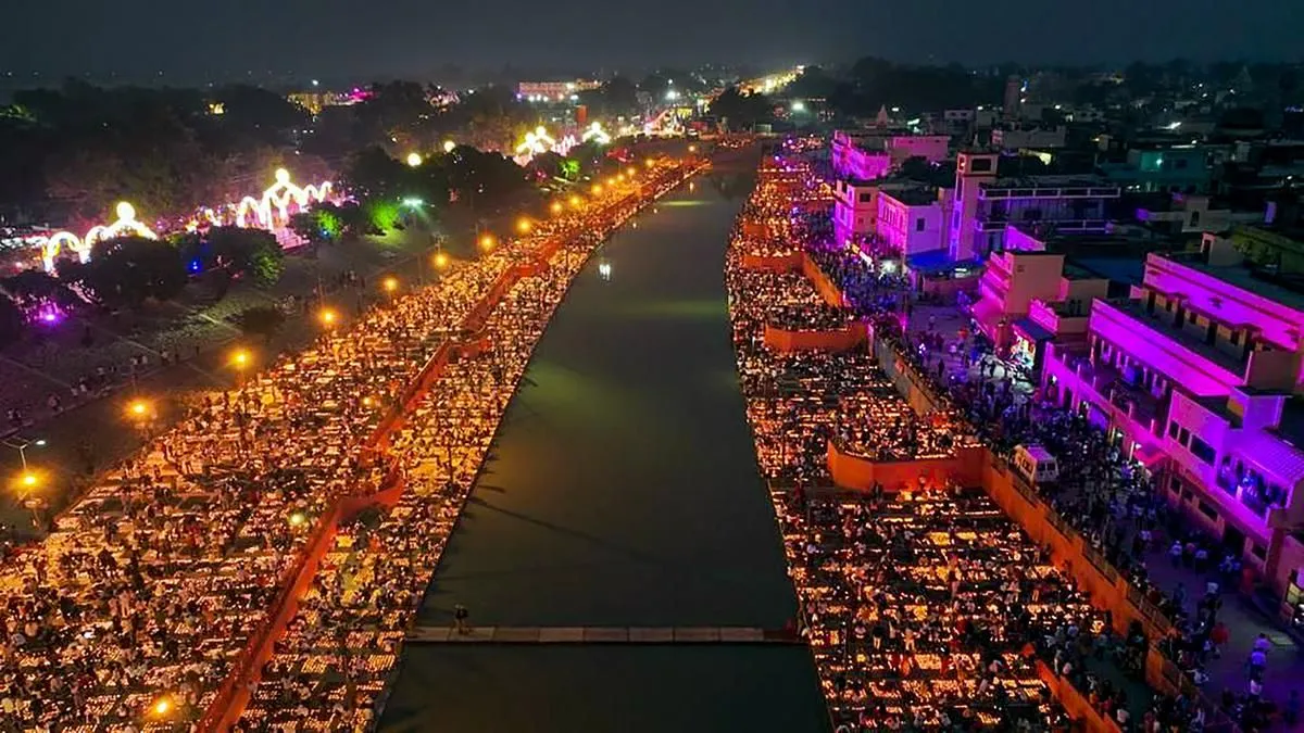 अयोध्या का दीपोत्सवः योगी सरकार की पहल से विश्व भर में फैलेगा आस्था का उजाला, डिजिटल माध्यम से प्रज्ज्वलित होंगे एक लाख दीप
